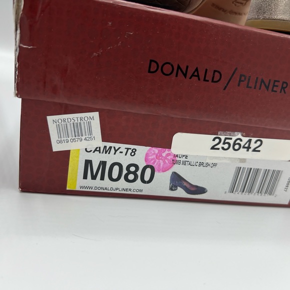 Two pairs of Donald/Pliner leather heels - Picture 3 of 10